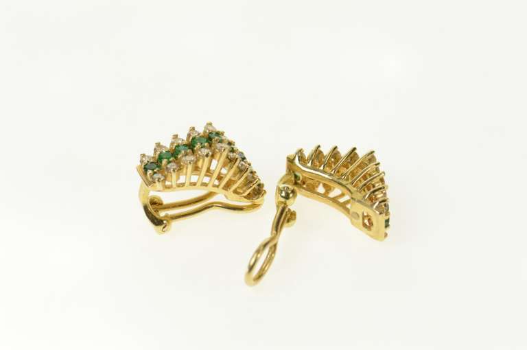 14K Yellow Gold Squared Emerald Diamond Ridged Clip On Earrings