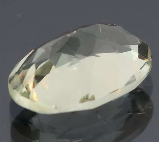 Glittering 5.11ct natural platinum green Amethyst