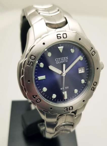CITIZEN 3 hand and date 40mm men’s watch blue dial 100M water resistance