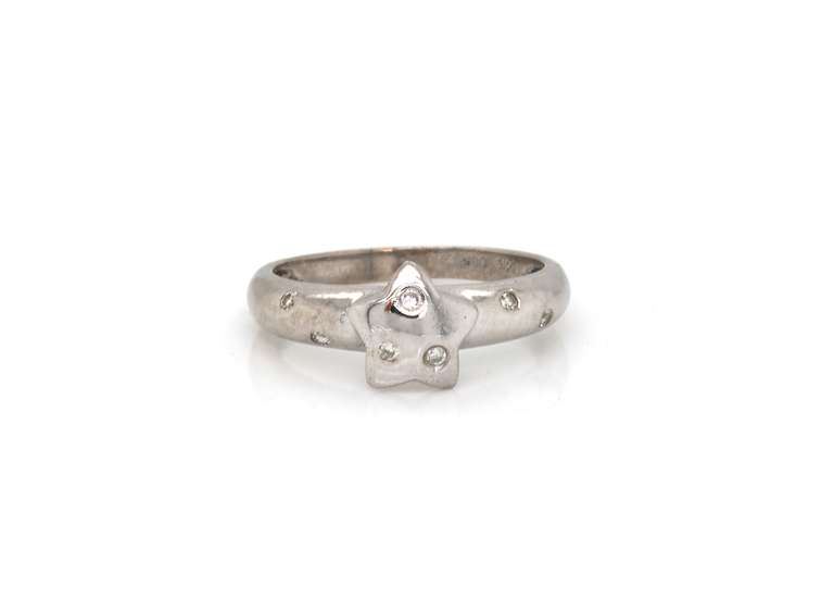 Brilliant White Gold Diamond Star Ring