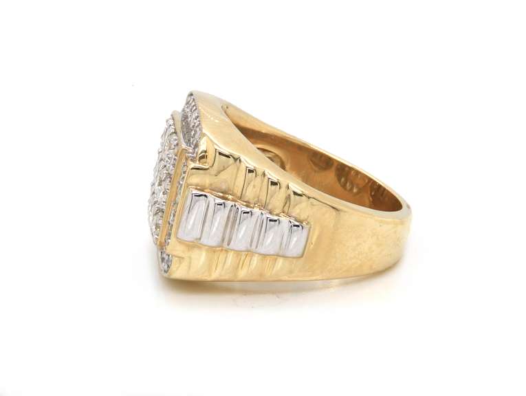 Irresistible 10kt Yellow Gold Men's Diamond Ring