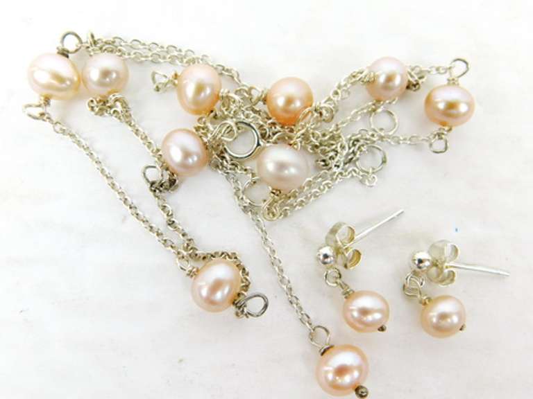 Sterling Pink Pearls Y Necklace & Earrings