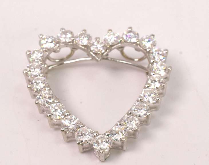 Stunning Diamond Heart Pendant/Pin Set in 14k White Gold.