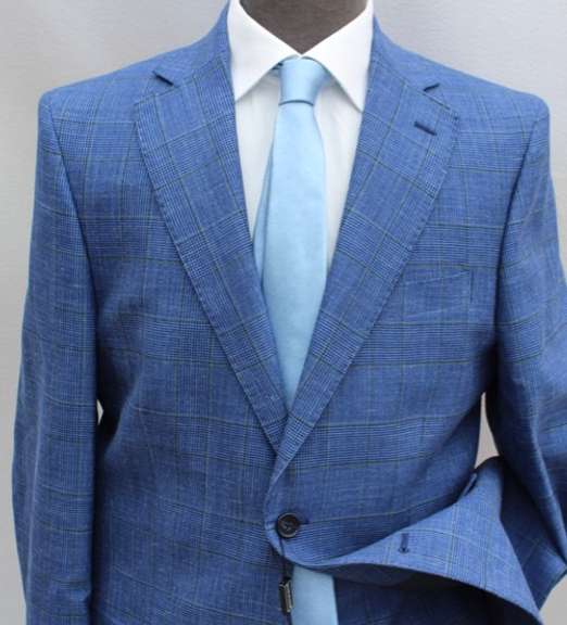 Modern Fit, Wool, Linen & Silk blend suit, Made in Italy