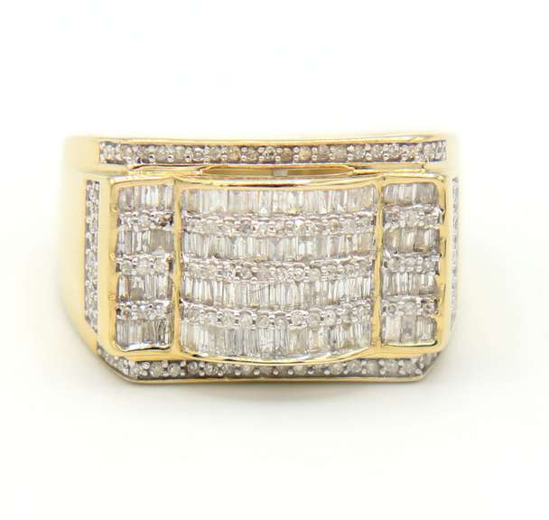 Stunning Yellow Gold Diamond Ring