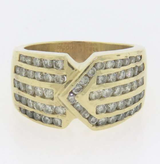Handsome Yellow Gold Diamond Chevron Band