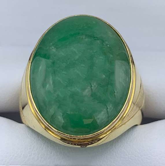 14kt Yellow Gold Green Stone Ring
