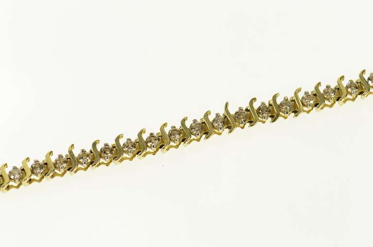 10K Yellow Gold 2.88 Ctw Wavy Link Classic Diamond Tennis Bracelet