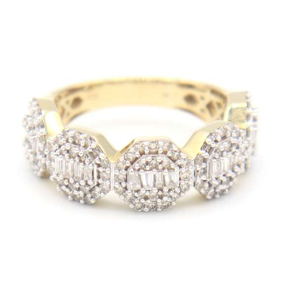 Charming Yellow Gold Diamond Band