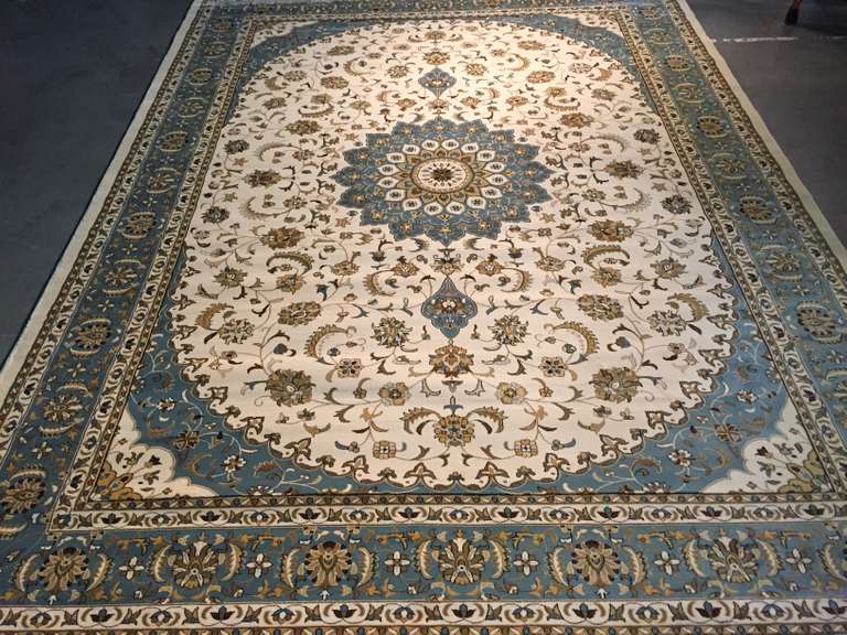 TREMENDOUS CLASSIC DESIGN RUG 9x13
