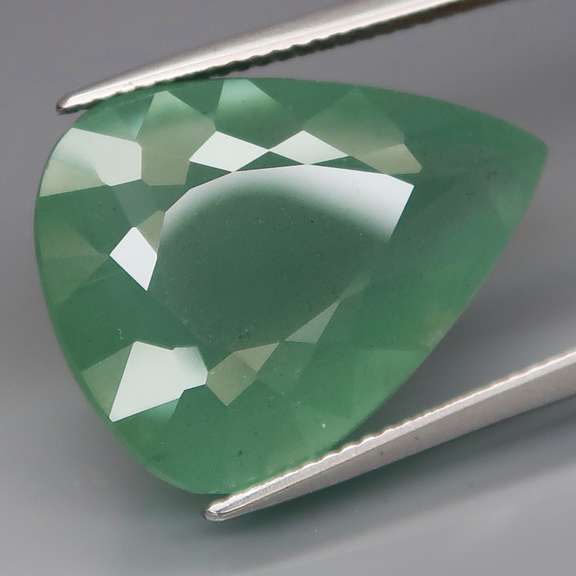 Outstanding 17.95ct sea green UNTREATED Aquamarine