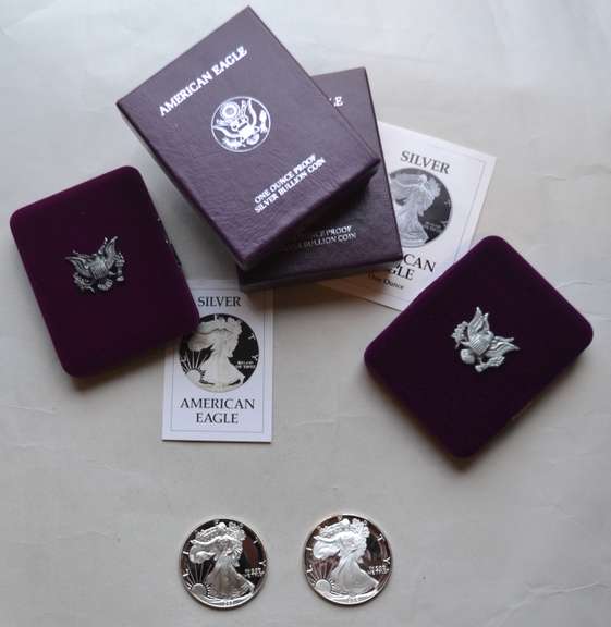 1986 S & 1993 Proof  Silver Eagles W Box And Papers