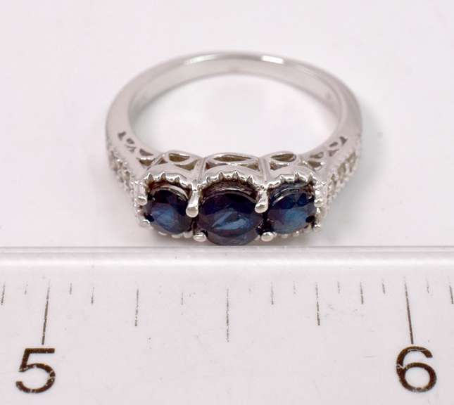 Spectacular Sapphires in 14k White Gold Ring