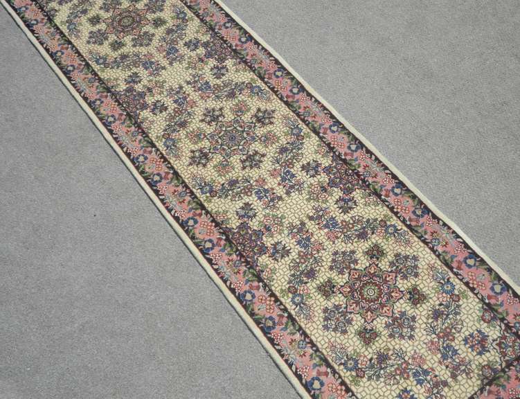 Spectacular w/Silk Persian Tabriz 9.5x2.8