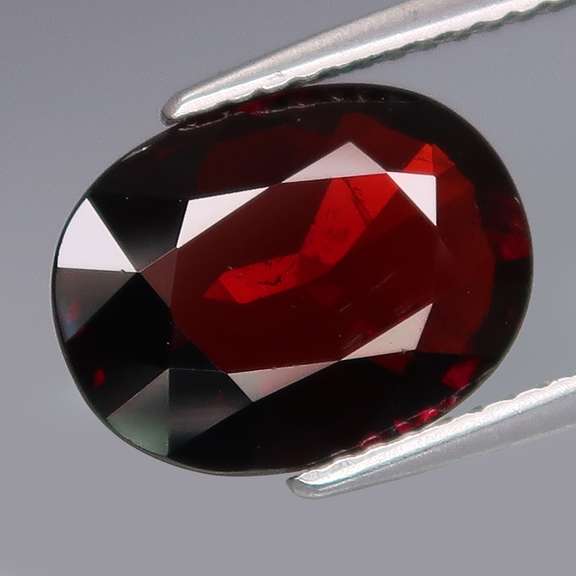 Mesmerizing 4.42ct blackish red Garnet