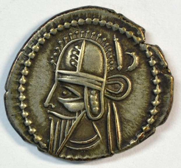 Great Sharp Vologases VI Parthia Silver Drachm, 208-228 AD