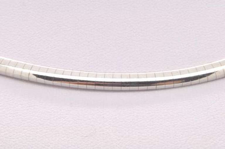 14 KT ITALY LADIES OMEGA NECKLACE