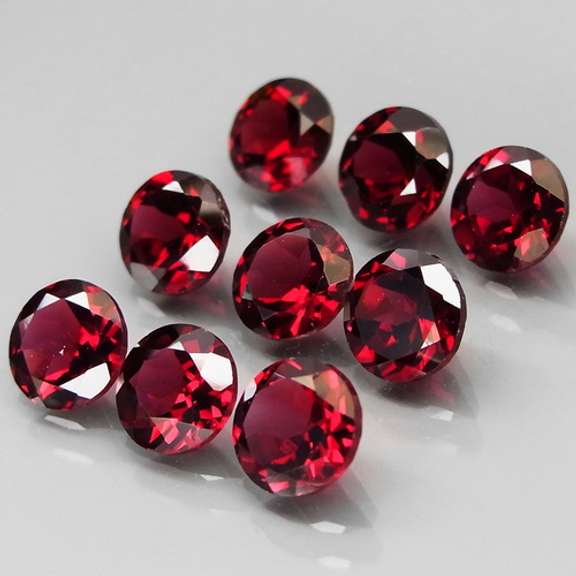 Premium solitaire cut 7.34ct VS Rhodolite Garnet set