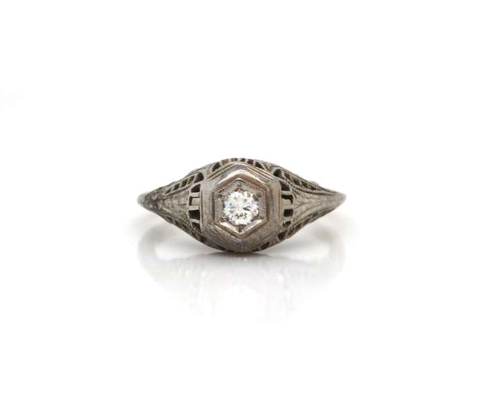 Vintage Style White Gold Diamond Ring