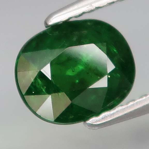Top emerald green! 1.54ct untreated Tsavorite Garnet