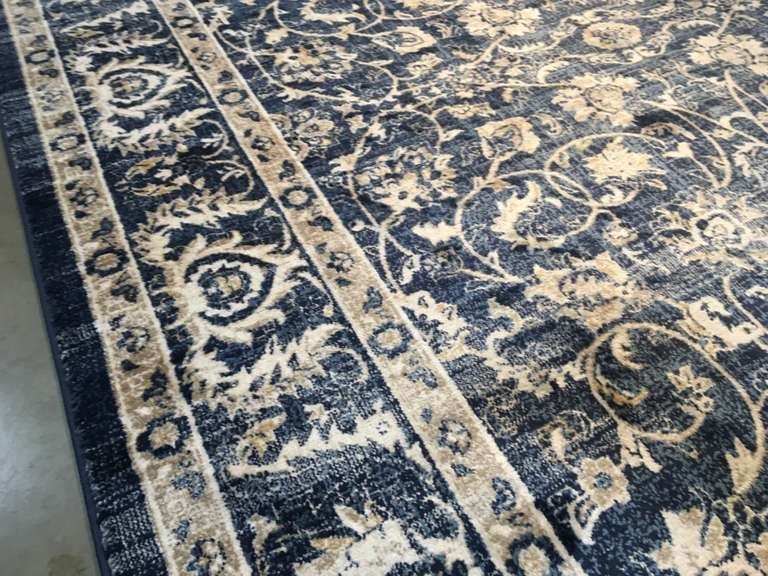 SPLENDID VINTAGE DESIGN RUG 8x10