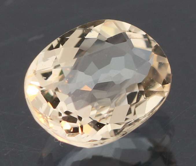 Simply gorgeous 1.80ct UNHEATED whisper pink Morganite