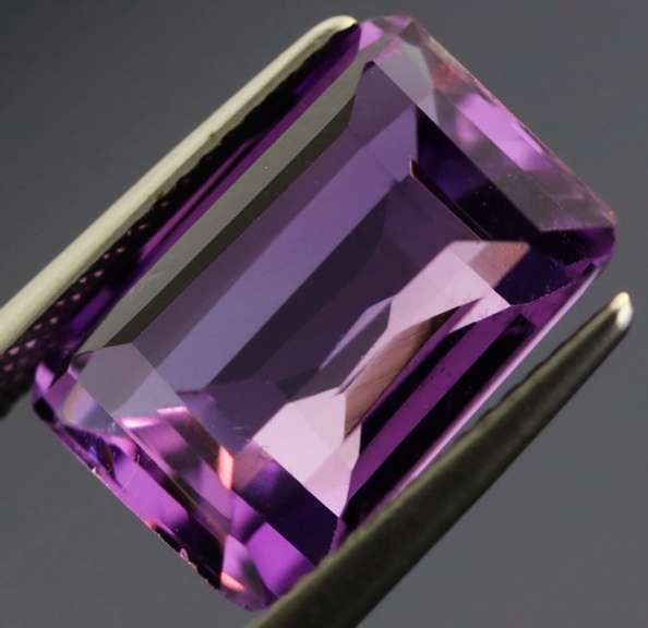 Stunning 7.83ct lilac purple Amethyst