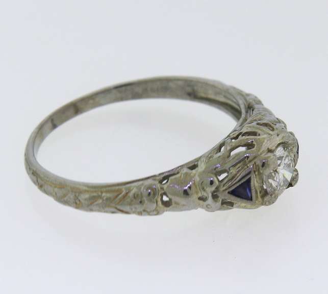 Vintage Round Brilliant Cut Diamond & Sapphire Engagement Ring