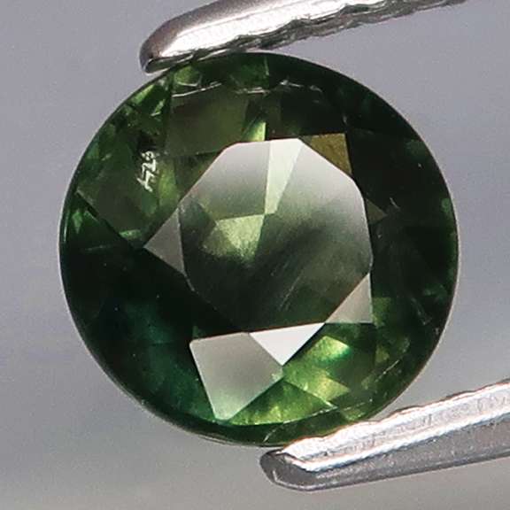 Gorgeous 1.27ct hunter green Sapphire