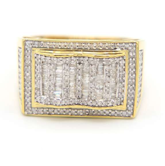 Fantastic Diamond Men's Ring in Yellow Gold