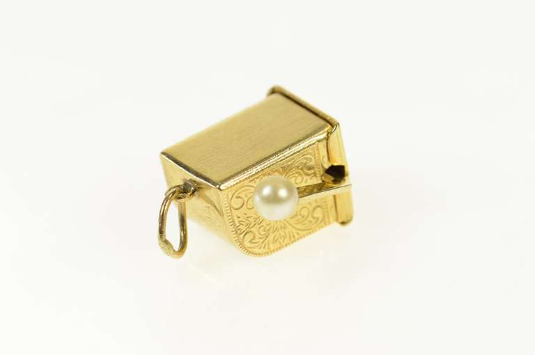 14K Yellow Gold Articulated Pearl Slot Machine Vegas Charm/Pendant