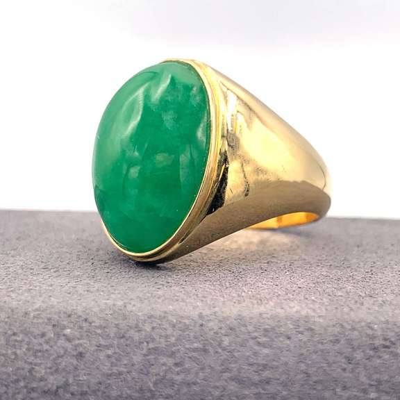 14kt Yellow Gold Green Stone Ring