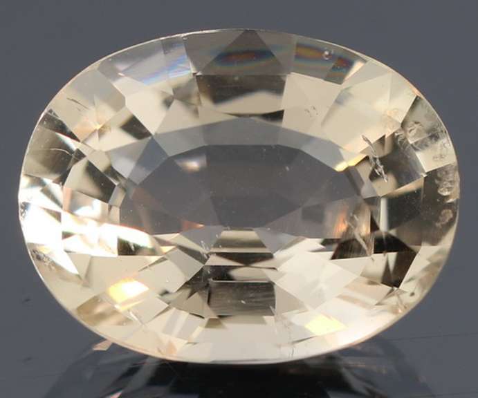 Absolutely gorgeous 8.24ct unheated champagne Beryl