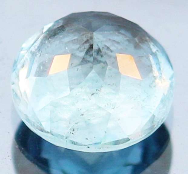 Amazing 2.63ct top blue Aquamarine solitaire