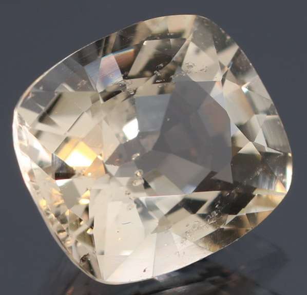 Absolutely gorgeous 5.59ct unheated champagne Beryl