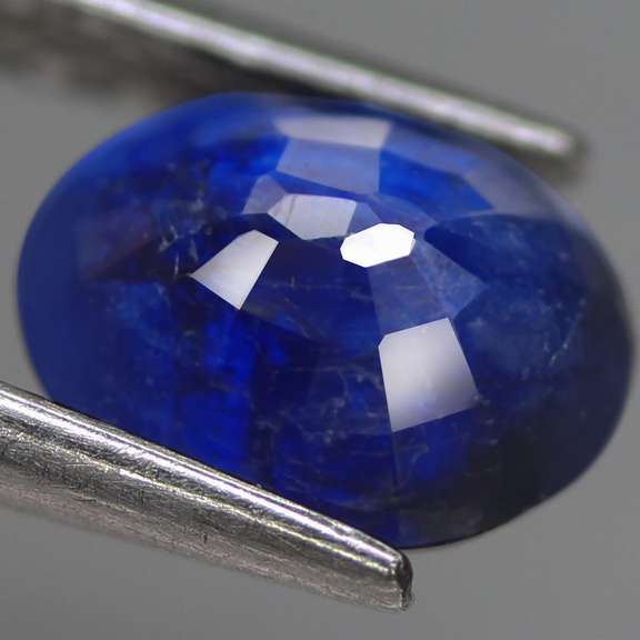 Stunning 1.84ct cobalt blue Sapphire