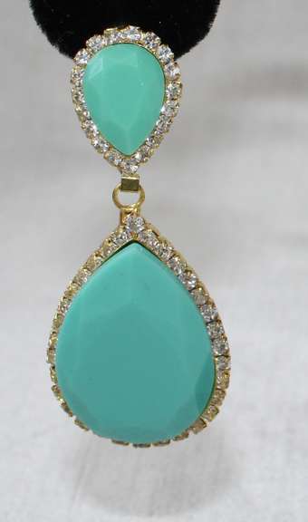 Good Luck Turquoise Color Fashion Earrings