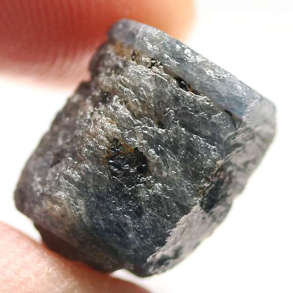 Untreated 22.28ct uncut Sapphire