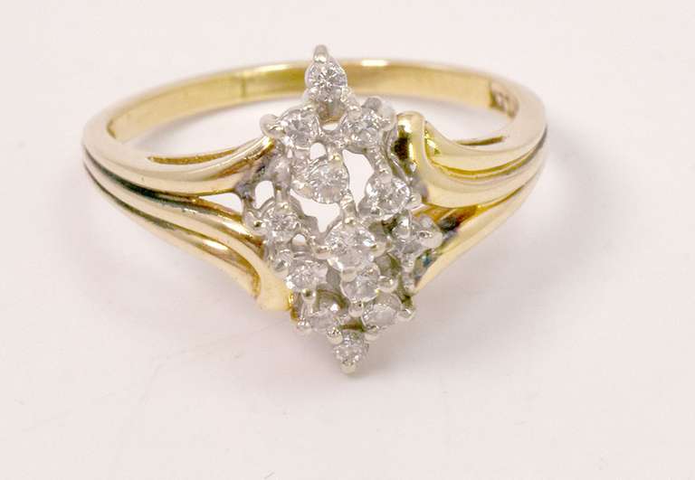 Lavish Round Cut Diamonds Set in 14K Gold Cluster Ring