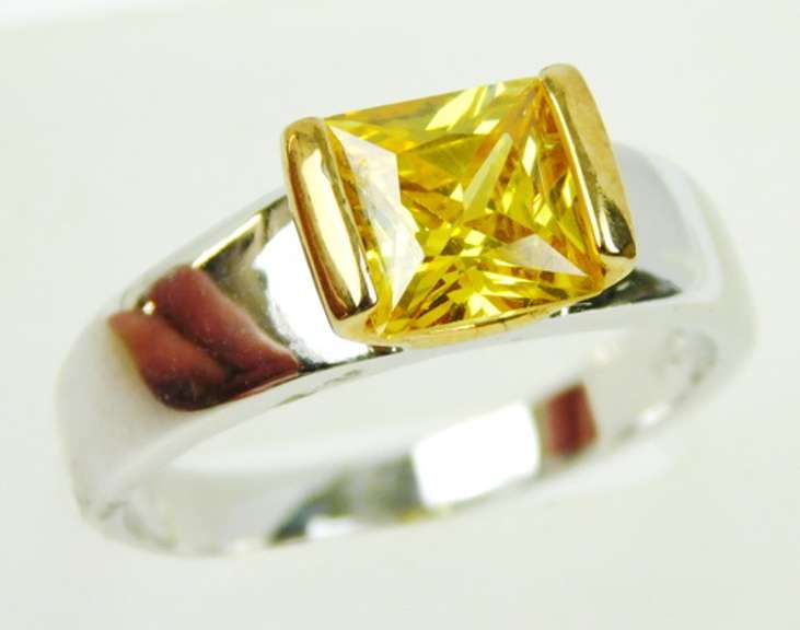 Pretty Sterling Silver Citrine Ring, Size 9.25