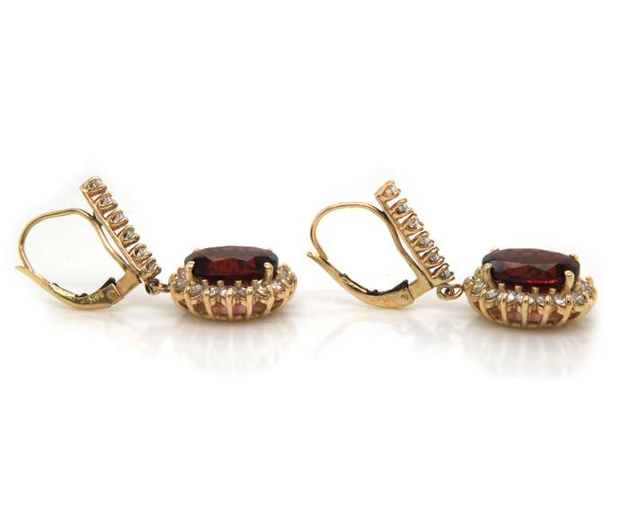Attractive Yellow Gold Almandite Garnets and Diamond Dangle Earrings
