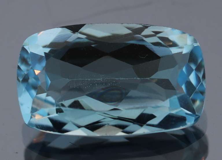 Large 6.71ct cushion cut Swiss blue Topaz