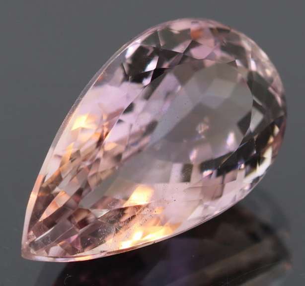 Elegant 15.75ct pear cut Bolivian Amethyst