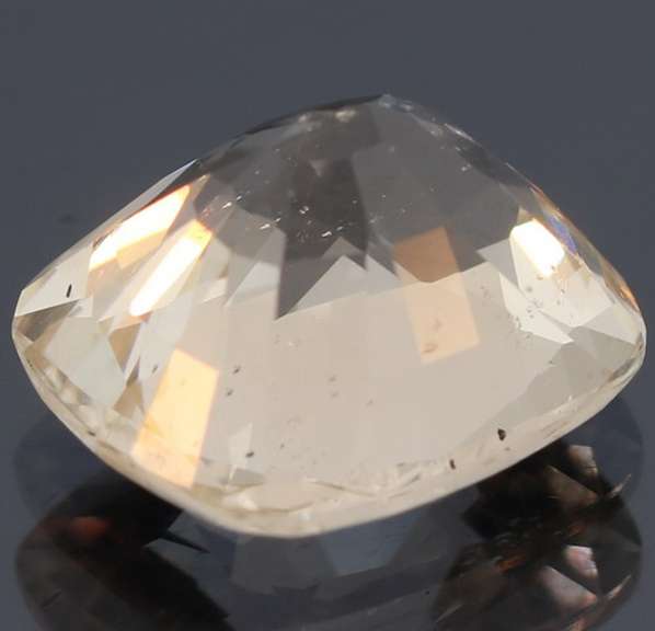 Absolutely gorgeous 5.59ct unheated champagne Beryl