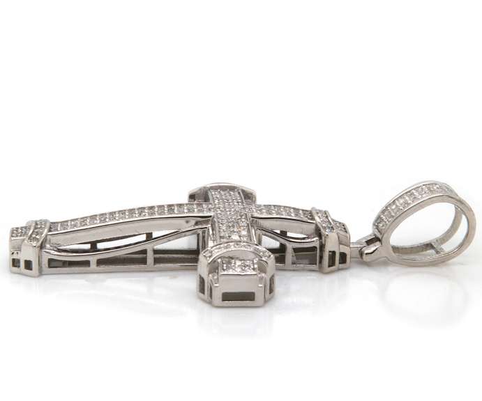 Handsome 10kt White Gold Diamond Cross Pendant