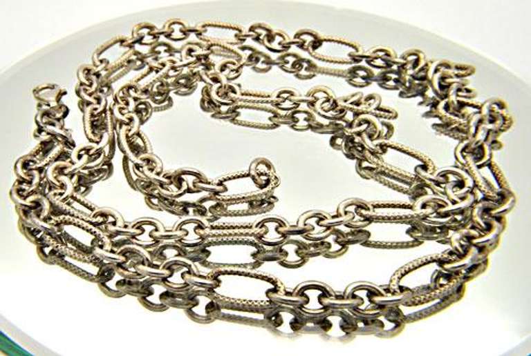 STERLING SILVER OVAL CABLE DESIGN CHAIN LINK NECKLACE.