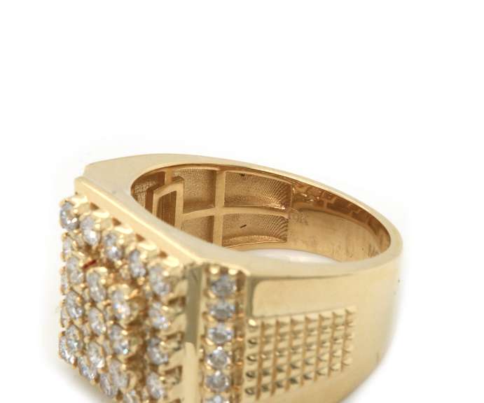 Gorgeous Men's Diamond Cluster Ring in 10kt Yellow Gold