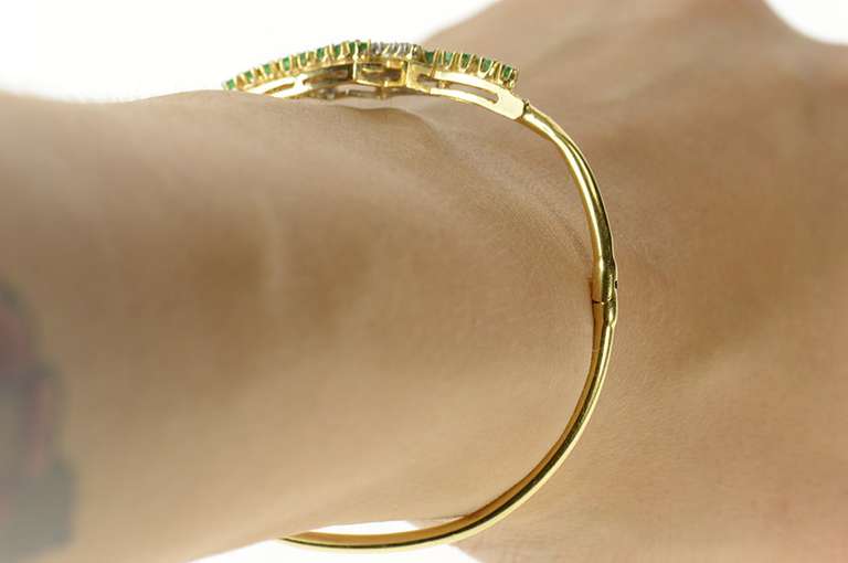 14K Yellow Gold Emerald Diamond Retro Bypass Bangle Bracelet