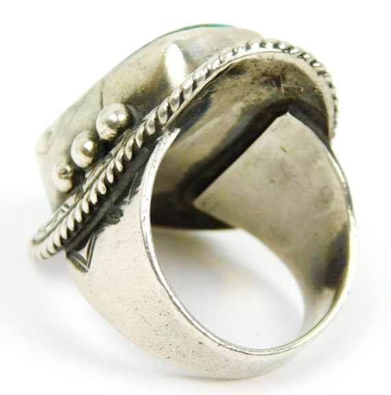 Superb Vintage N.A. Indian Turquoise Sterling Ring, Size 10