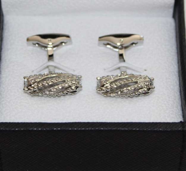 Handsome Pair Jeweled Style Cufflinks By Carelli